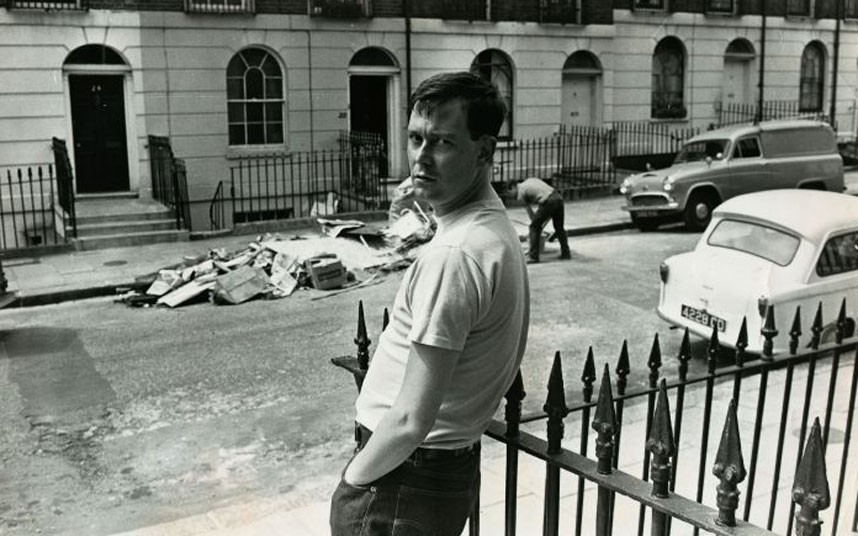 Joe Orton: “Martes 9 de febrero de 1967. Fuimos al Prince Charles Cinema a ver una sesión doble de Polanski, Repulsión y Cul-de-sac. Yo fui sobre todo para ver a Donald Pleasence…” Foto tomada de: telegraph.co.uk