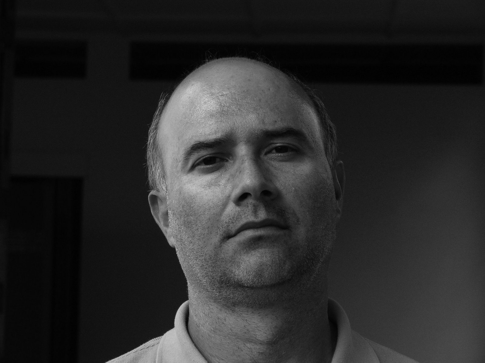 Octavio Escobar Giraldo. (Foto tomada de: editorialperiferica.blogspot.com).