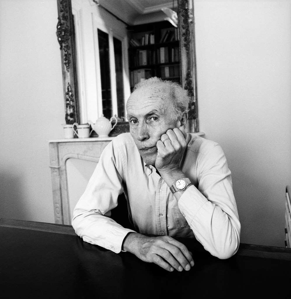 Este miembro de la Nouvelle Vague y antiguo redactor-jefe de Cahiers du Cinéma (1957-1963) provocó a la crítica gala con su L'anglaise et le Duque, rechazada en el Festival de Cannes 2001 por considerarla políticamente incorrecta.