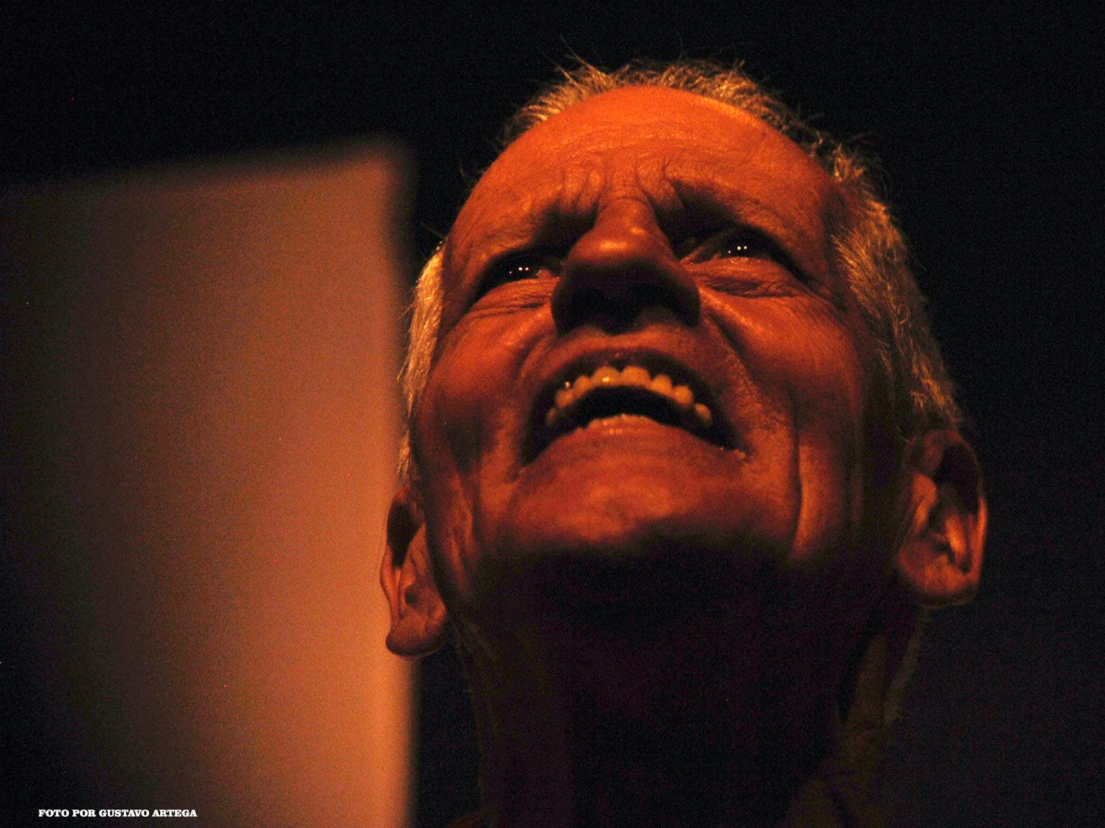 Bernardo Ángel Saldarriaga. Foto: Gustavo Artega (tomada de grupoteatrolabarcadeloslocos.blogspot.com).