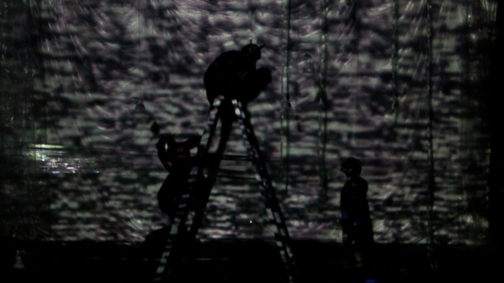Inunda. Teatro de los Sueños. Foto por Andrés Felipe Rivera