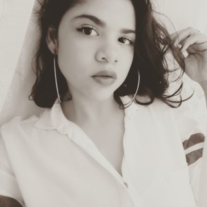 Alejandra Echeverri, Revista Literariedad