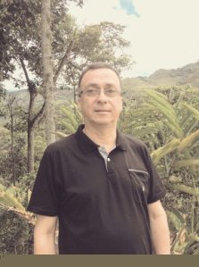 Ramón Ruiz Contreras, Revista Literariedad